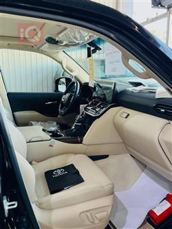 تۆیۆتا لاند کروزەر